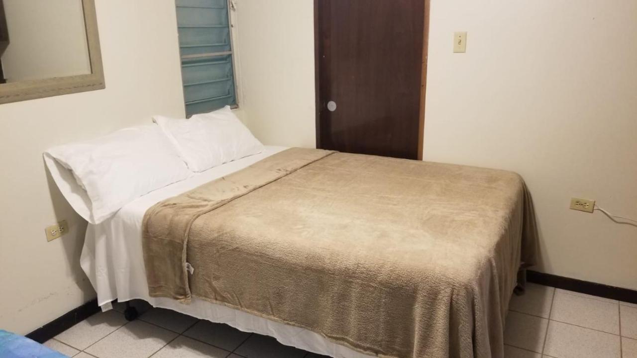 Montones Beach Studio B-3 Исабела Екстериор снимка